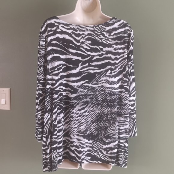 Chico's Zebra Print Cowl Neck 3/4 Sleeve Fashion Top Sz 3 Fits Like L or XL - Picture 3 of 12